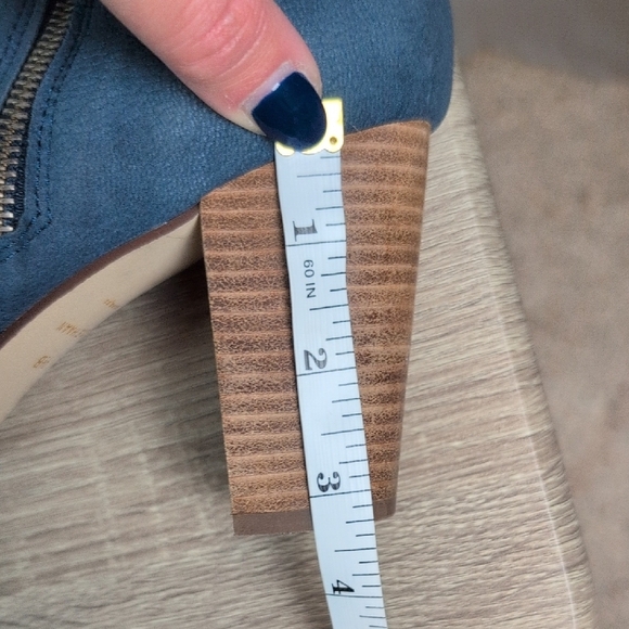 Cole Haan Navy Blue Ankle Booties with Side Zipper. - Picture 11 of 11